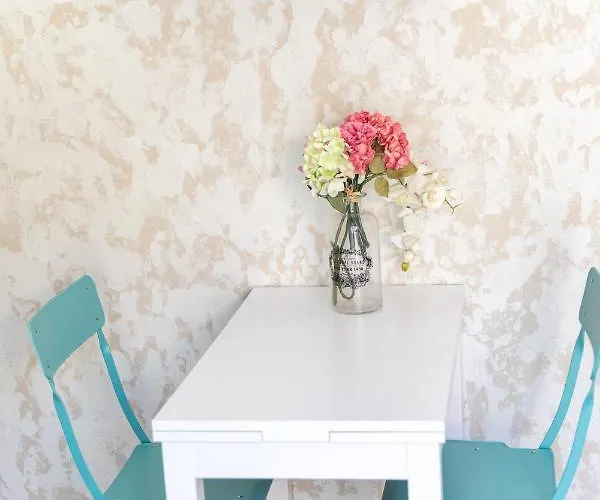 Frida 4* Ρίμινι