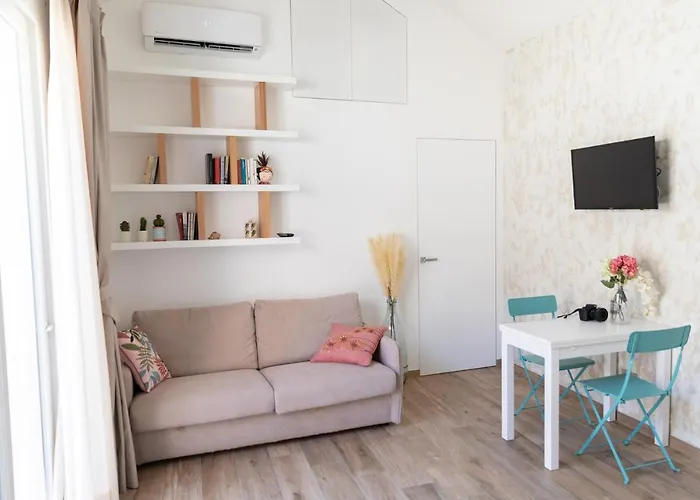 Πανσιόν Frida