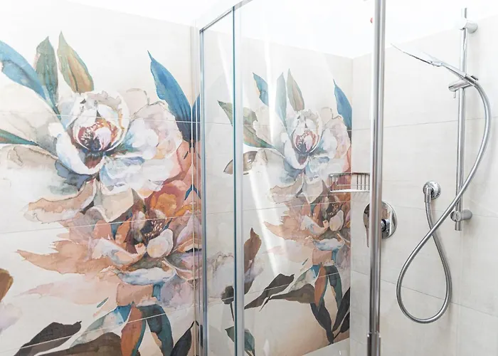 Frida Πανσιόν 4*